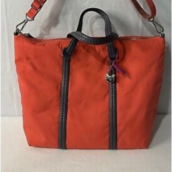 Vera Bradley Small Tote - Picture 2 of 9